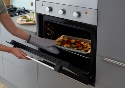 Four à chaleur tournante 60L Cooke & Lewis CLCSB60, gris inox