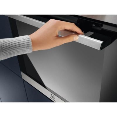 Four  encastrable multifonction pyrolyse - ELECTROLUX - COH4P06BX3 - Inox - Anti-trace - Porte froide - 25 programmes de cuisson