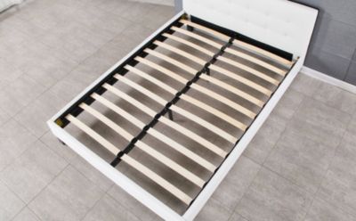frederic - Solide et Confortable Lit avec Sommier + Tête de Lit Capitonnee Couleur BLANC + Pieds en 10 cm pour matelas en 140x190