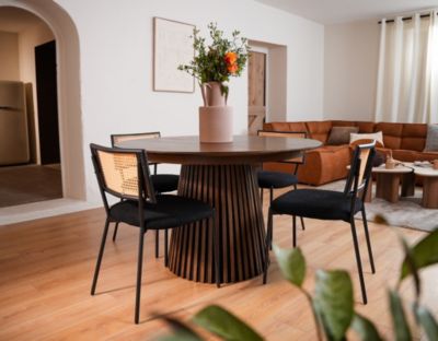 Freya - table à manger ronde extensible - effet bois foncé - 4 à 8 personnes - Lisa Design