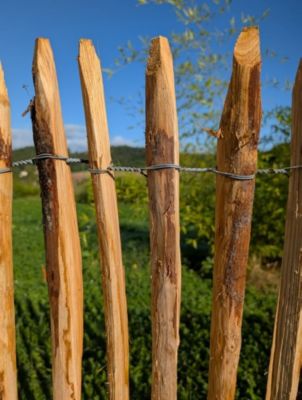 Ganivelle fendue châtaignier H1,00m espacement des piquets 7/8 cm rouleau de 10 ml