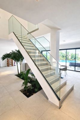Garde-corps d'escalier en verre / vitré et aluminium - Home Mat - Sur mesure - Au mL