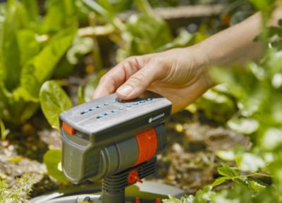 Gardena Arroseur oscillant AquaZoom compact - petites surfaces - portée 3 à 16 m - largeur 3 à 12 m