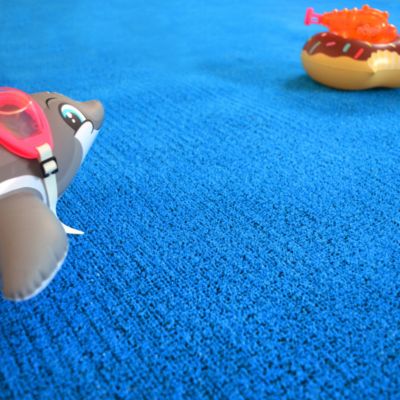 Gazon artificiel Blue Lagoon - 7mm - Rouleau de 4m x 17m