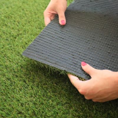Gazon synthétique FireGuard Classé feu - 25 mm - 2m x 26m