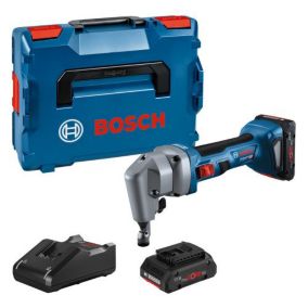 Grignoteuse 18V GNA 18V-16 E + 2 batteries Procore 4 Ah + Chargeur en coffret L-BOXX - BOSCH - 0601529601