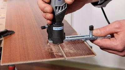 Guide pour découpe droite et circulaire jusqu'à 30 cm Dremel 678