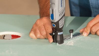 Guide pour découpe droite et circulaire jusqu'à 30 cm Dremel 678