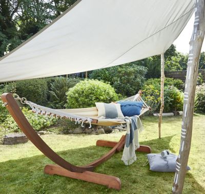Hamac et support bois Blooma Lopevi macadamia