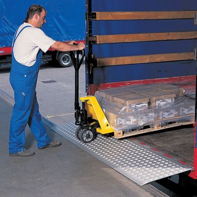 Hayon pour camion - Longueur 600mm/Largeur 2500mm - Charge max 2500kg - Vendue à l'unité - RWB/1