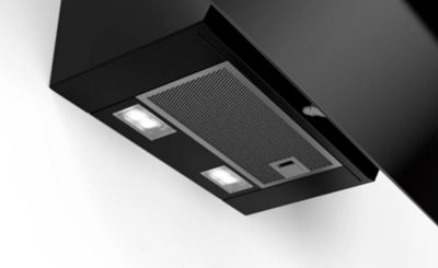 Hotte inclinée Bosch DWK87EM60 noir, 80 cm