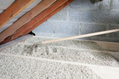 Isolant thermique en vermiculite Soprema Efiperl® à souffler - 100L (vendu au sac)
