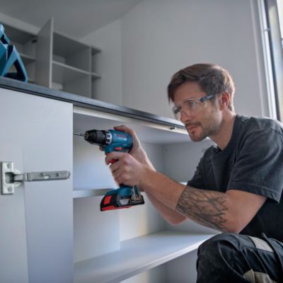 Kit 2 outils sans fil Bosch professionnal 18V 2X4 Ah Lithium-Ion