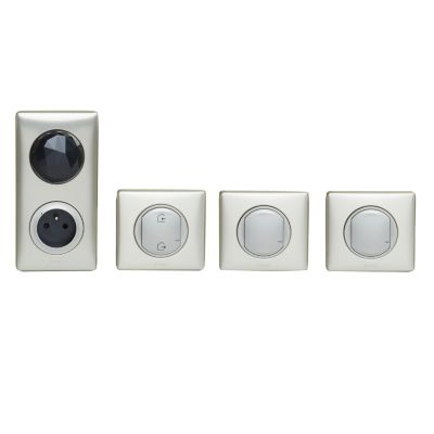 Kit de démarrage pour connecter une première pièce avec 4 produits Céliane with Netatmo avec plaque titane