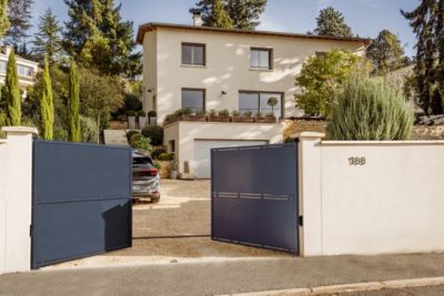 Kit de motorisation à bras Evolvia Flash Somfy pour portail battant