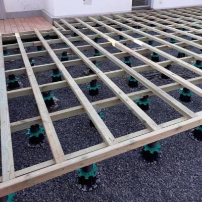 Lambourde Pin 45x70x2400mm ou 2m40 traité classe 4 vert — free download