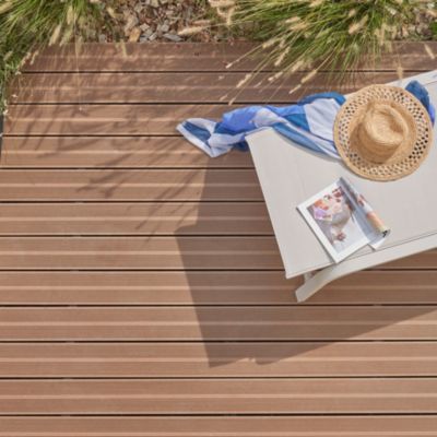 Lame de terrasse composite marron Neva Klikstrom L. 220 cm x l. 14,5 cm