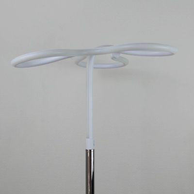 Lampadaire design et original LED angulaire - CLOVER