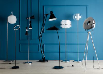 Lampadaire LED Taphao GoodHome intégrée noir mat blanc chaud 960lm dimmable