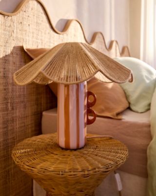 Lampe à poser en céramique à rayures roses H.34,5 cm Maison Paloma x Castorama