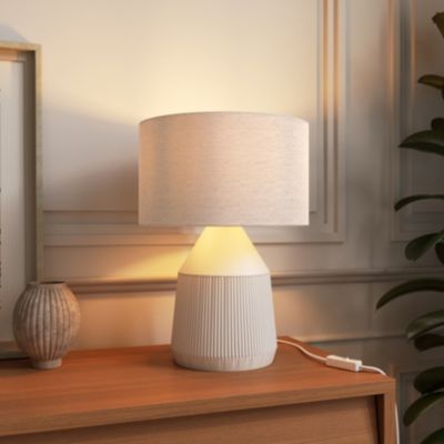 Lampe à poser en céramique blanc E27 ⌀28 x H.40cm 25W Goodhome Longclaw