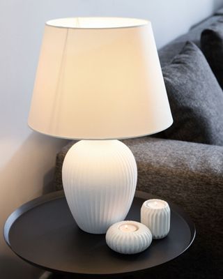 Lampe de table traditionnel en céramique blanc FERGUS