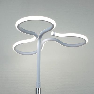 Lampe LED design à poser angulaire Classe énergétique A++ - CLOVER