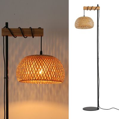 Lampe sur pied en bois et rotin avec abat-jour en bambou Ylva interrupteur au pied et design moderne pour salon ou cuisine E27