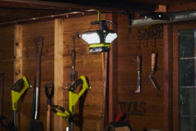 Lampe torche led Ryobi R18L360 3500lm 360W