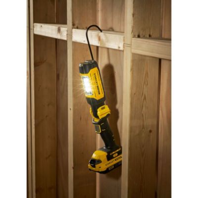 Lampe torche Stanley Fatmax SFMCL050B-XJ V20 18V (sans batterie)
