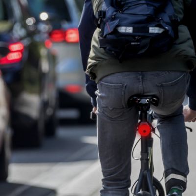 LED arrière et avertisseur de freinage automatique Urban Moov