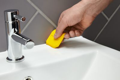 Lisseur de mastic et silicone Diall plastique