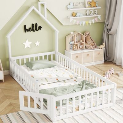 Lit 90x200 cm en pin et MDF avec forme cheminée et barrières de sécurité, design enfant blanc
