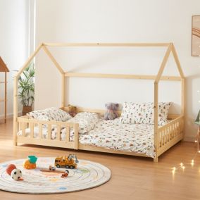 Lit cabane Hesel pour enfants bois de pin 120 x 200 cm naturel en.casa