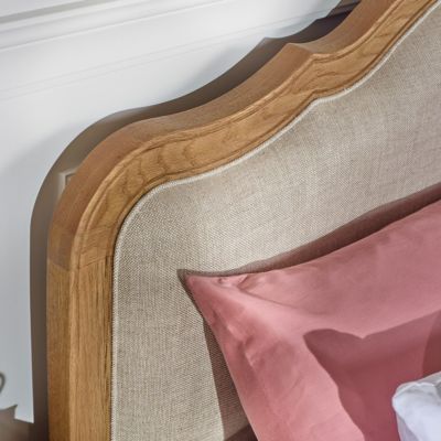 Lit double HENRY  Style romantique en chêne et lin premium 140 x 190