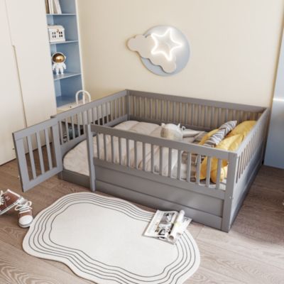 Lit enfant 140x200 cm - Lit en Bois avec Barrière et Porte, Protection Sécurisée MDF et Pin, Gris, Sans Matelas