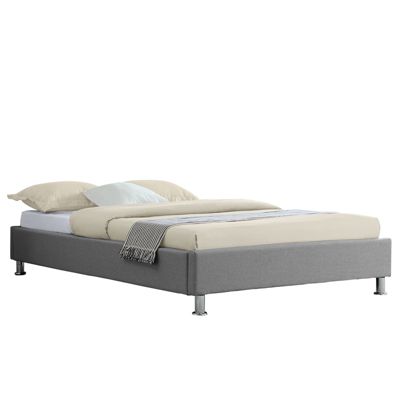 Lit futon simple pour adulte NIZZA 120x190 cm 1 place et demi / 1 personne, avec sommier et pieds en métal chromé, tissu gris