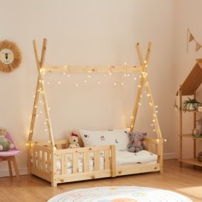 Lit Tipi pour Enfants Helsingborg avec Grille de Sécurité Pin 140 x 70 cm naturel en.casa