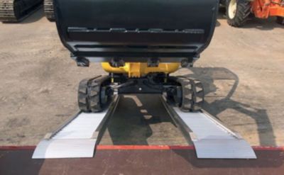 Longueur de rampe 2.50m - Hauteur à franchir de 750mm - charge max par paire 2800kg pour empattement 1250mm - Vendue à l'unité -