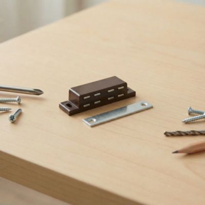 Loqueteau Marron 12 kg entraxe 59mm Diall