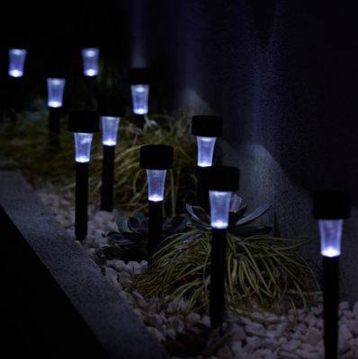 Lot 10 balises extérieures solaires Spike LED intégrée IP44 GoodHome noir