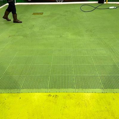Lot 18 dalles PVC renforcé Pistache, 33x33x2cm (2m²) - Sols de garage, stations de lavage auto, passage des véhicules et engins