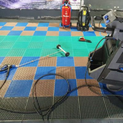 Lot 18 dalles PVC renforcé Pistache, 33x33x2cm (2m²) - Sols de garage, stations de lavage auto, passage des véhicules et engins