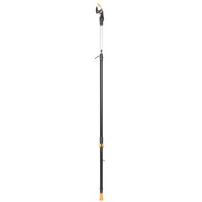 Lot Coupe-branches téléscopique PowerGear™ X UPX86 et scie de 47cm UPX80 Fiskars