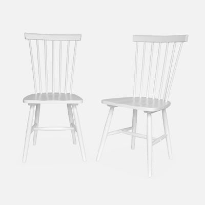 Lot de 2 chaises blanches à barreaux en bois d'hévéa. ROMIE. L 50.8 x P 44.2 x H 90cm.