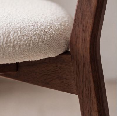 Lot de 2 chaises en bois foncé et tissu boucle beige AURA - HAPPY GARDEN