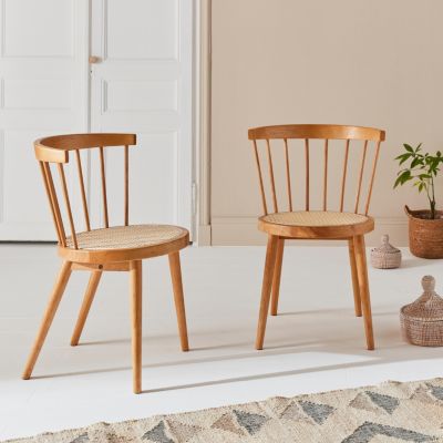 Lot de 2 chaises naturelles en bois et cannage. Nora. L 54 x P 54 x H 76.5cm.