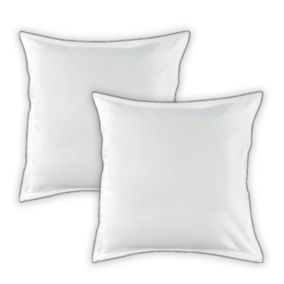 Lot de 2 taies d'oreiller unies en coton finition bourdon 65x65cm