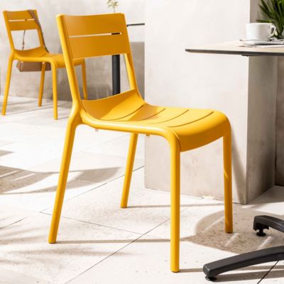 Lot de 4 chaises de terrasse en plastique jaune moutarde  Oviala