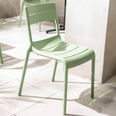 Lot de 4 chaises de terrasse en plastique vert sauge  Oviala